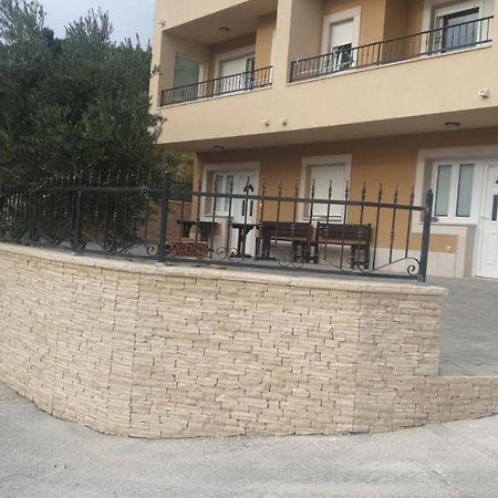 Appartamento Ferdo 2 Makarska Esterno foto
